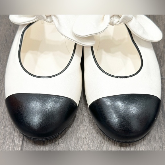 Chanel 2024 white ivory leather ballet flats with bow size 38 - Picture 12 of 16